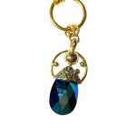 Vintage pendant with blue zirconia