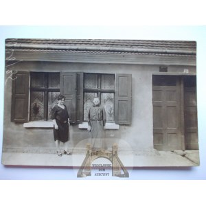Dobiegniew, Woldenberg, female residents in front of house, private card, 1928