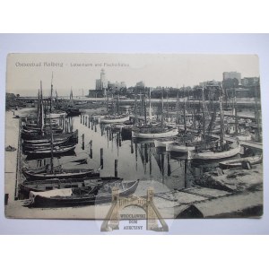 Kolobrzeg, Kolberg, fishing port, 1919