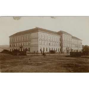 Żywiec - Wyższa Szkoła Realna, ok. 1910.