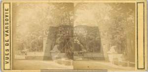 Warsaw, Mieczkowski J. - Lazienki Park, Entrance to the Amphitheater auditorium with the sculpture of the Dying Gladiator by Tomasso Righi, 1862/1864.