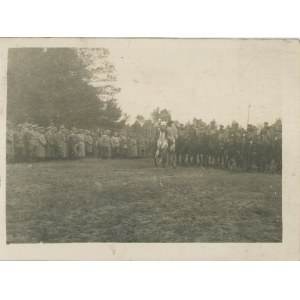 1 Brygada Legionów Polskich - Defilada, na pierwszym planie 1 Pułk Ułanów, ok. 1915.