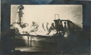 Gruszecki Emil, the rotary, after falling from his horse at the Lazienki Hospital, ca. 1922.