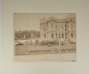 Krakow, Krieger - The flower bed next to the City Theater, ca. 1895.
