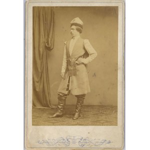 Mężczyzna w stroju staropolskim, ok. 1875.