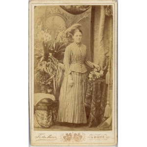 Kijów, Mezer Fr. - Kobieta, ok. 1890.