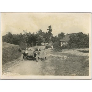Podgórki - Oficer przy samochodzie, ok. 1915.