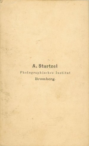 Bydgoszcz, Sturtzel A. - Žena v čiernom, asi 1860.