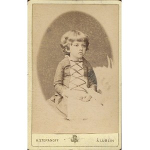 [Cardboard photograph] Child. Atelier A. Stepanoff, Lublin [after 1885].
