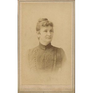 [fotografia tekturkowa] Kobieta w średnim wieku. J. Engelmann, Posen (Poznań) [1889]