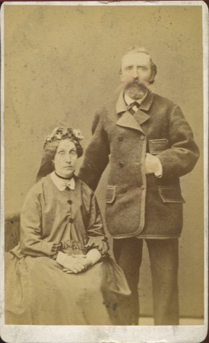 [Cardboard photograph] Couple. A. Nowaczynski, Lublin [ca. 1870].