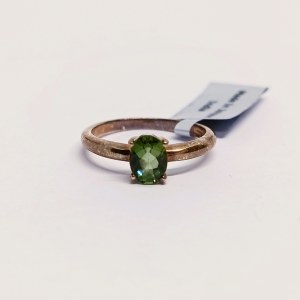 Silver ring with natural green apatite