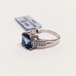Anello in argento con topazio naturale Hope