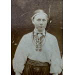 Fotografia kartonikowa CDV - Kobiety w stroju ludowym - [Kresy, Małopolska, XIX w.]