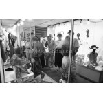 A. Wach Negatywy na kliszach. MODA Targi INTERFASHION 90