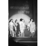 A. Wach Negatywy na kliszach. MODA Targi INTERFASHION 90