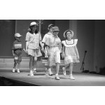 A. Wach Negatywy na kliszach. MODA Targi INTERFASHION 90