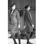 A. Wach Negatywy na kliszach. MODA Targi INTERFASHION 90