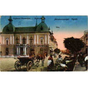 1925 Máramarossziget, Sighetu Marmatiei; Vigadó, Dreher sörcsarnok, piac. Weisz Elemér kiadása / Redoute / restaurant...