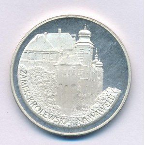 Lengyelország 1977. 100Zl Ag Wawel T:AU (PP) patina Poland 1974. 200 Zlotych Ag Wawel C:AU (PP) patina Krause Y#...