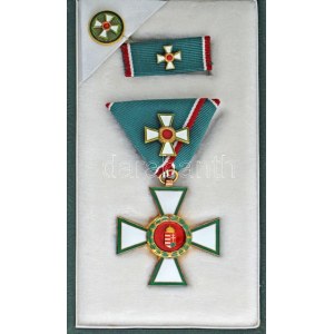 1991. A Magyar Köztársasági Érdemrend középkeresztje kisdíszítmény, polgári tagozat karikán jelzett...