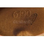 Kravsko lapított barna kerámia váza. Jelzett, lepattanással, szájánál repedéssel, m: 28 cm