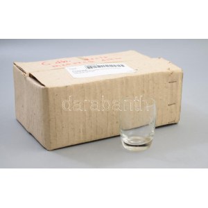 6 darab röviditalos pohár, köszörült díszítéssel, dobozban, m: 7 cm