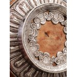 Tibeti buddhista koldulótál. Fa, ezüst (Ag), Tibet, cca 19. sz. közepe - második fele, d: 12,5 cm, m: 5,5 cm, bruttó...