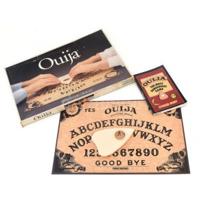 Ouija halottidéző társasjáték, hozzá való könyvvel