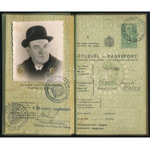 1939 Bp., Vértes László operaházi tag (énekkari tag) fényképes útlevele / Hungarian passport