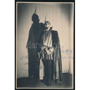 Martin Lawrence operaénekes autográf dedikációja őt ábrázoló fotón, Pless László (1905-1974) Kossuth-díjas karmester...