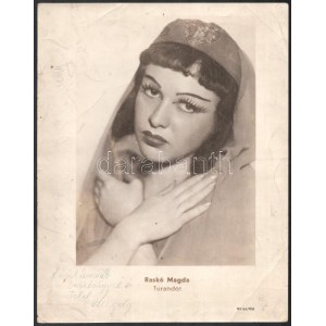 Raskó Magda (1919-1992) operaénekes (szoprán) autográf dedikációja őt ábrázoló fotón, törésnyomokkal...