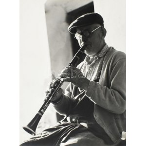 G. Szántó András (1937-2002): A fuvolás- Fotó, papír, jelzett vintage alkotás. jelzett...