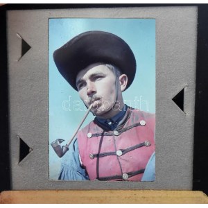 cca 1930-1940 Szendrő István (1908-2000): Csikós, színes diapozitív, 4×2,5 cm