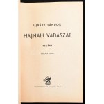 Újváry Sándor 2 könyve: Hajnali vadászat; Szabálytalan önéletrajz. München, 1960-1976, Újváry Griff Verlag...