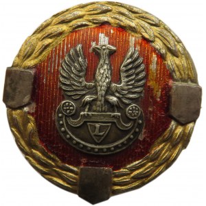 Polska, II RP, odznaka z orłem legionowym, czerwona emalia
