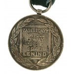 PRL, Srebrny Medal Zasłużony na Polu Chwały 1943, wyk. Grabski (104)