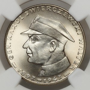 10 or 1967, le général Karol Świerczewski