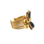 Gold-plated adjustable ring with a crystal and a bow motif