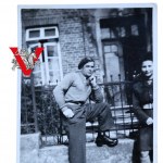 PSZ Parachute Brigade SBS, Soldier Parachutist with Girl , Beret ,