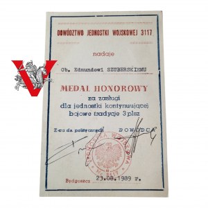 3 Pomeranian Airborne Training and Combat Regiment, awarding of medal, signature of Regimental Commander [RAG].
