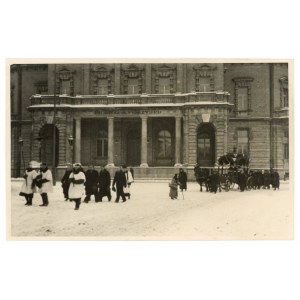Vilnius - Knižnica Wroblewski. Pohreb vojaka 1. p.p. Leg. (321)