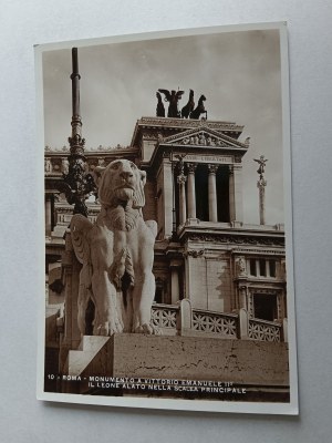 POSTCARD ROME, ROMA, ITALY LION STATUE