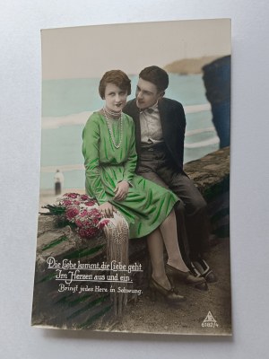 CARTE POSTALE D'AVANT-GUERRE, FEMME ET HOMME