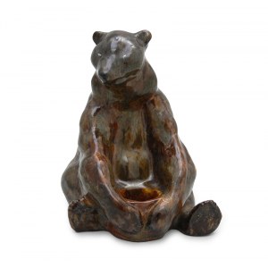 Figura niedźwiedzia z baryłką