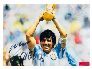 Diego Armando Maradona - Photo with Autograph and Certificate