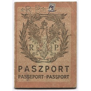PASZPORT. Passeport, Passport. Rzeczpospolita Polska. Dokument wystawiony nauczycielce Kazimierze Majewskiej dn. 3 VII 1...