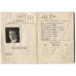 PASZPORT. Passeport, Passport. Rzeczpospolita Polska. Dokument wystawiony nauczycielce Kazimierze Majewskiej dn. 3 VII 1...