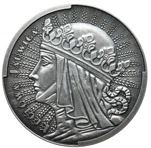 Queen Hedwig, premium oxide, 1oz.