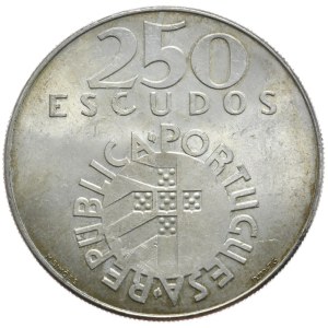 Portugalia, 250 Escudo, 1976r.